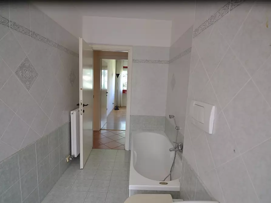 Immagine 14 di Quadrilocale in vendita  in Via ai Bòlleri 7/2 a Trento