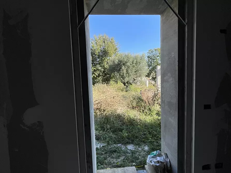 Immagine 14 di Rustico / casale in vendita  in via abbadia a Osimo