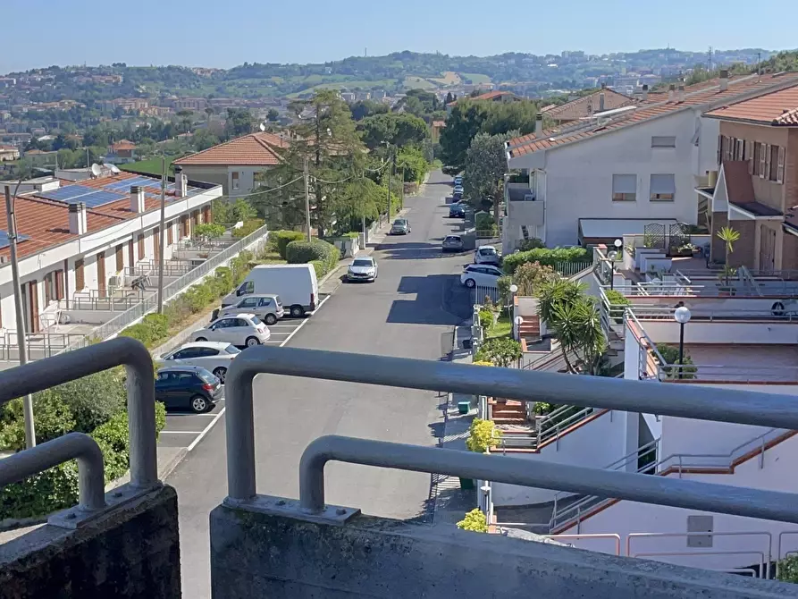 Immagine 4 di Villetta a schiera in vendita  in Monte Carpegna a Ancona