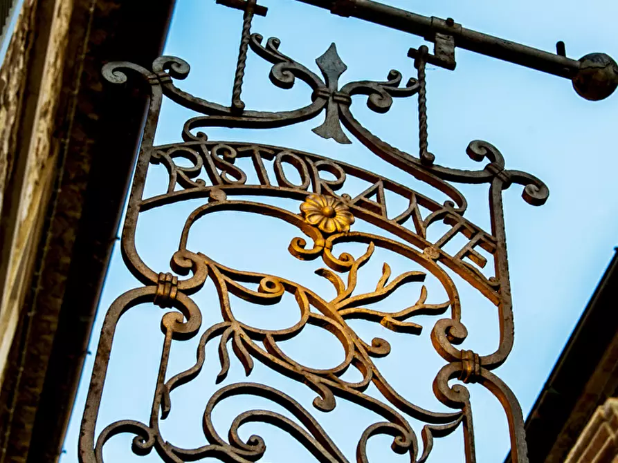 Immagine 29 di Locale commerciale in vendita  in Via Enrico Cialdini a Sirolo