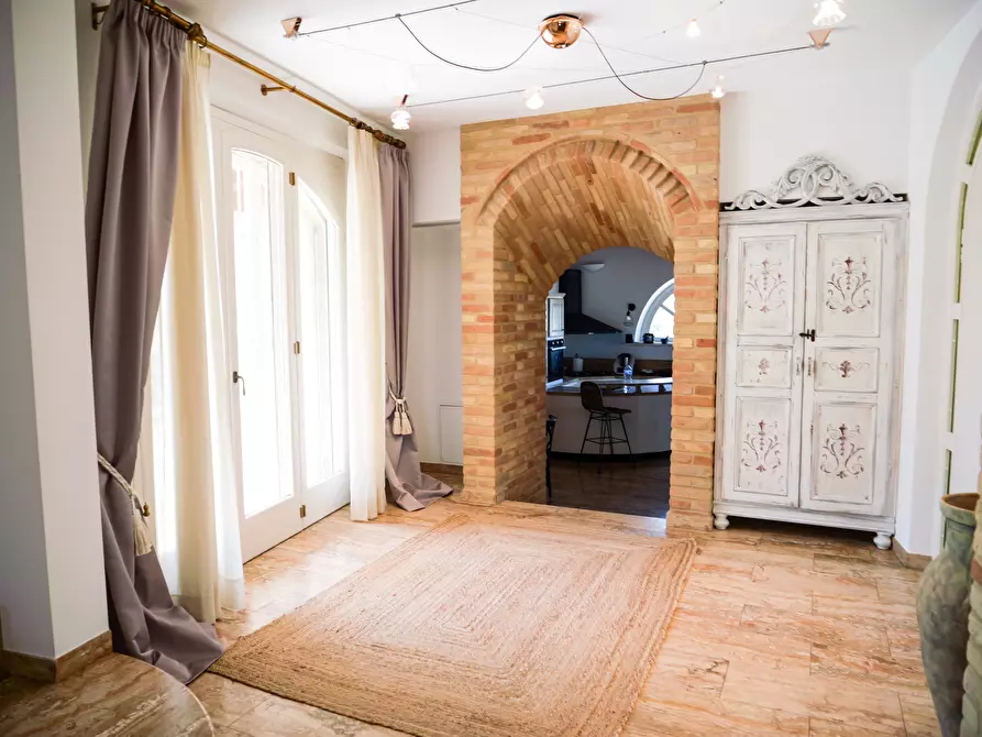 Immagine 19 di Villa in vendita  in Via Passarini a Recanati