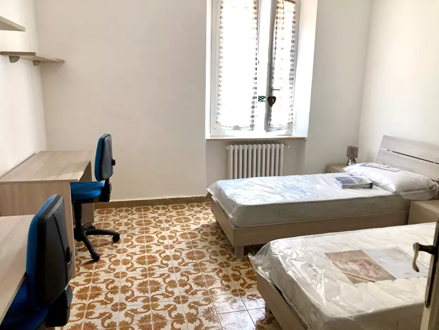 Immagine 14 di Stanza singola in affitto  in Via Francesco Rismondo a Ancona