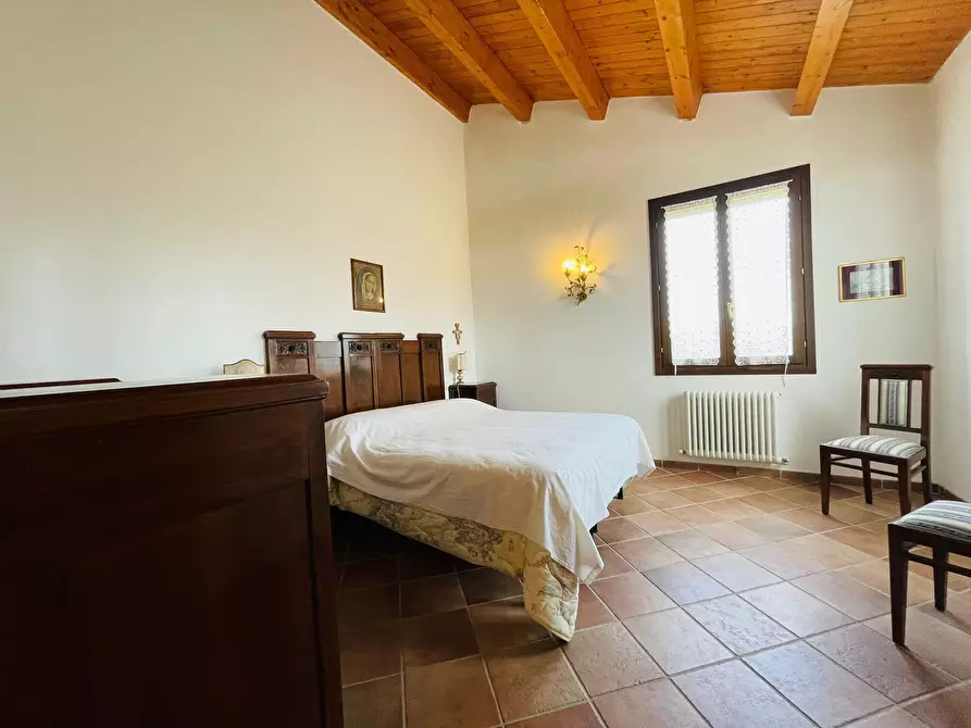 Immagine 36 di Rustico / casale in vendita  in morrovalle a Morrovalle