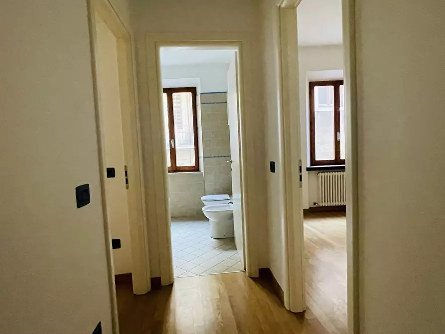 Immagine 18 di Bilocale in vendita  in via traffico a Ancona