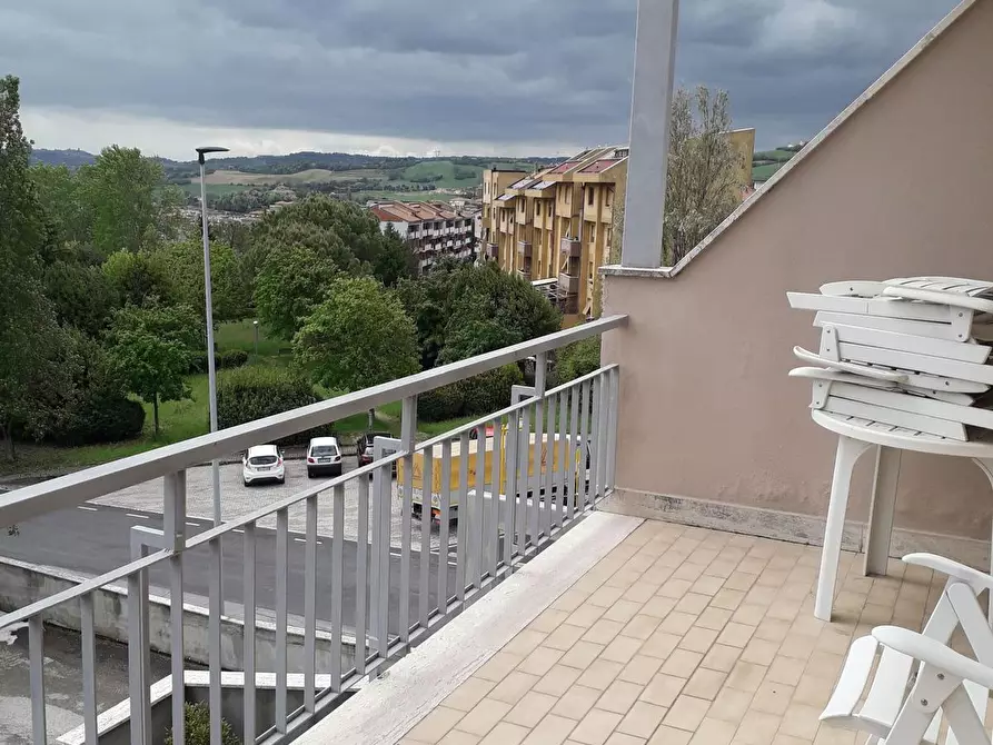 Immagine 1 di Trilocale in vendita  a Ancona