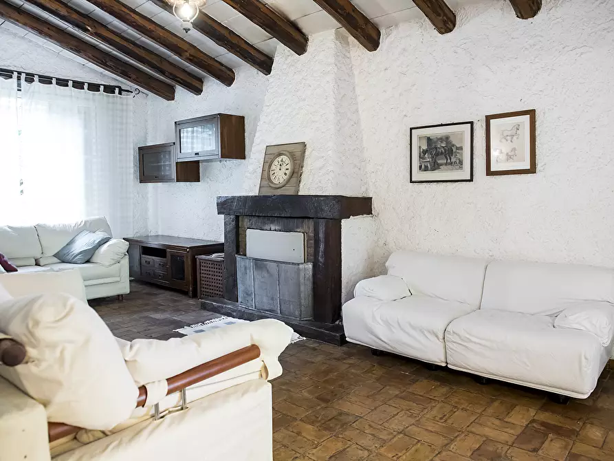 Immagine 27 di Rustico / casale in vendita  in OFFAGNA a Offagna