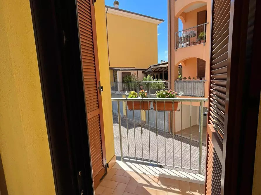 Immagine 8 di Bilocale in vendita  in Via D' ancona a Ancona
