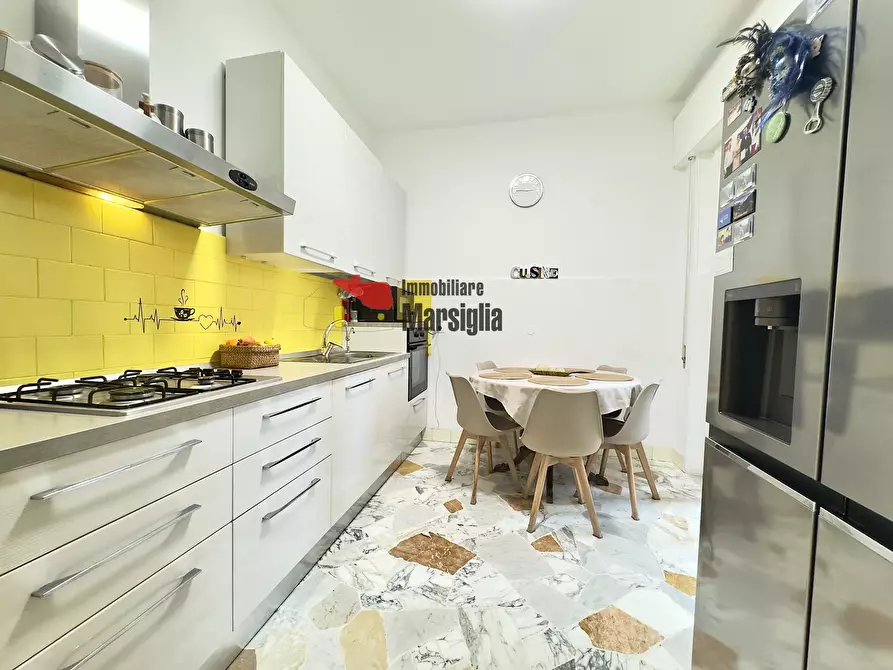 Immagine 9 di Quadrilocale in vendita  in Strada Solaro 14 a San Remo