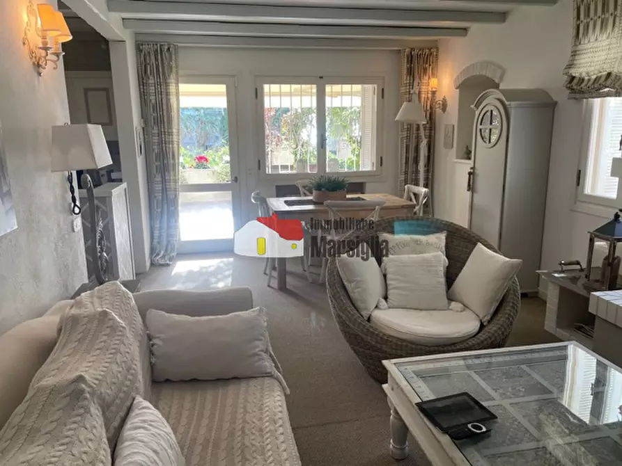 Immagine 16 di Pentalocale in vendita  in Via Nuvoloni 73 a San Remo