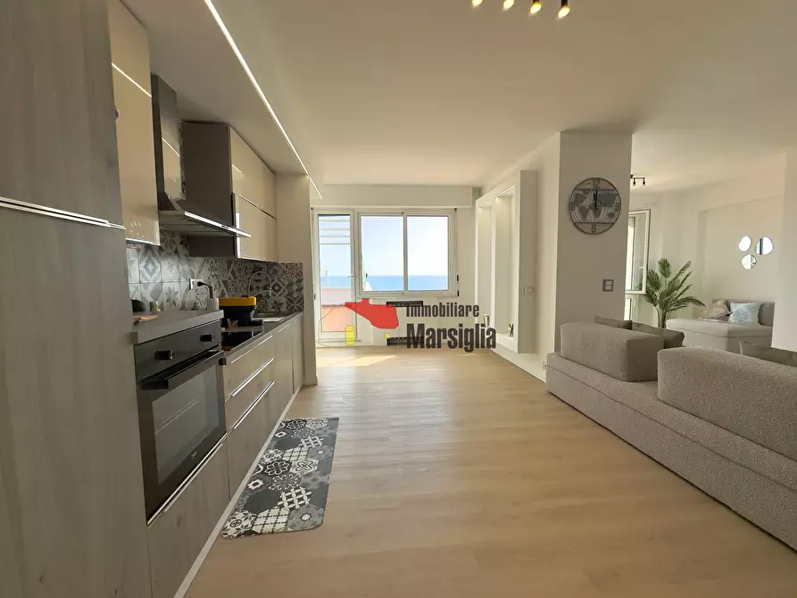 Immagine 11 di Attico in vendita  in CAPO PINO a San Remo