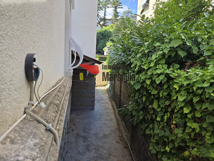 Immagine 14 di Quadrilocale in vendita  in VIA LUIGI NUVOLONI a San Remo