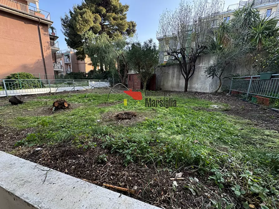 Immagine 17 di Trilocale in vendita  in Strada Bonmoschetto 8 a San Remo