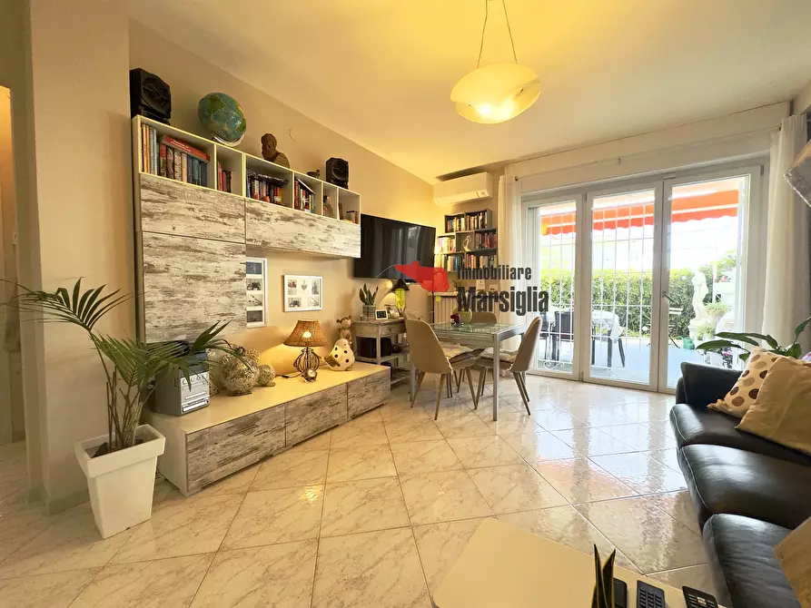 Immagine 10 di Trilocale in vendita  in Strada Solaro 121 a San Remo