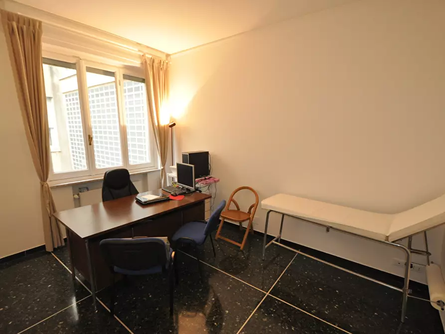 Immagine 1 di Ufficio in vendita  in Via XX Settembre a Genova