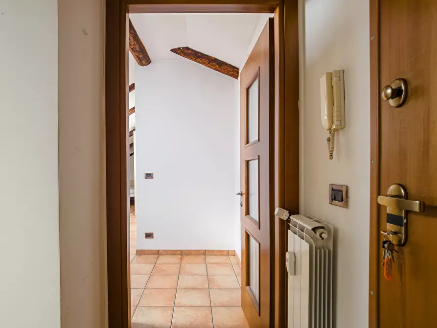 Immagine 7 di Bilocale in vendita  in Via Moretta a Torino