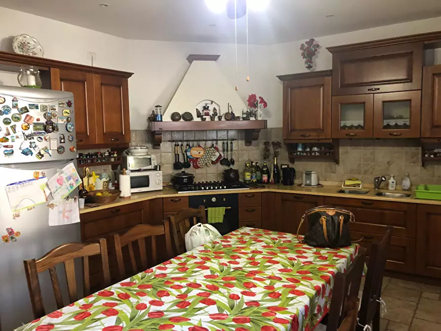 Immagine 37 di Pentalocale in vendita  a Livorno