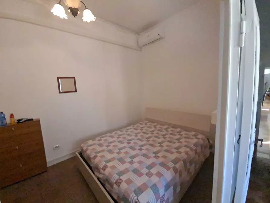 Immagine 8 di Trilocale in vendita  a Livorno