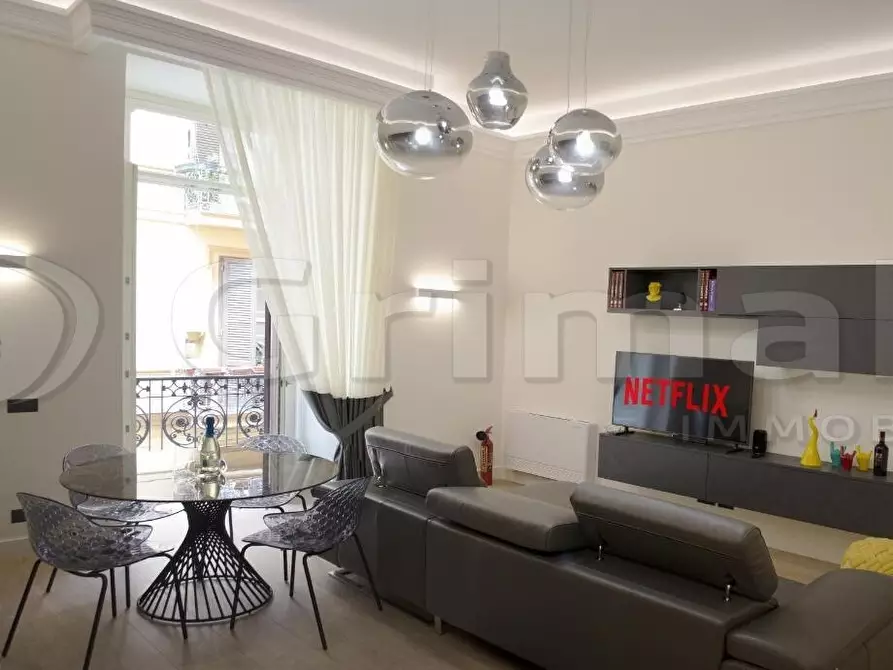 Immagine 6 di Trilocale in vendita  in Piazza Nicola Amore 2 a Napoli