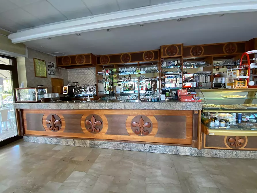 Immagine 2 di Bar / Ristorante in vendita  in Via Venezia 12 a Nettuno