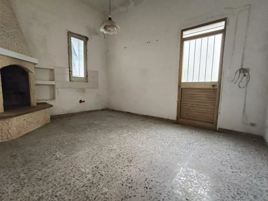 Immagine 12 di Casa bifamiliare in vendita  in Via D'Annunzio 7 a Sannicola