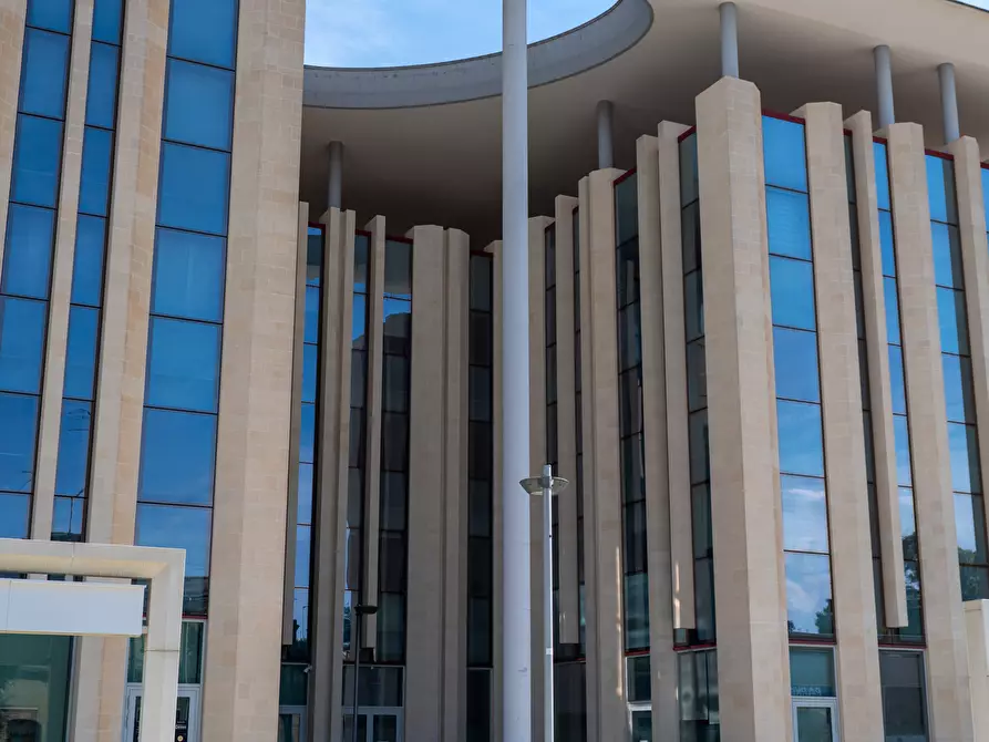 Immagine 46 di Ufficio in vendita  in Via Colonnello Archimede Costadura 2C a Lecce