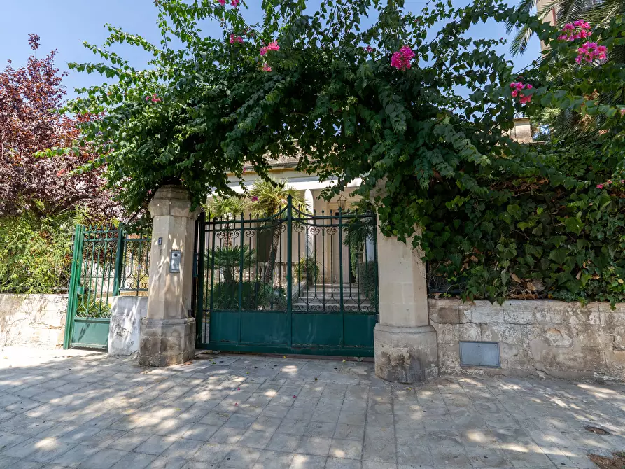 Immagine 2 di Villa in vendita  in Via Matteo Tafuro 3 a Lecce