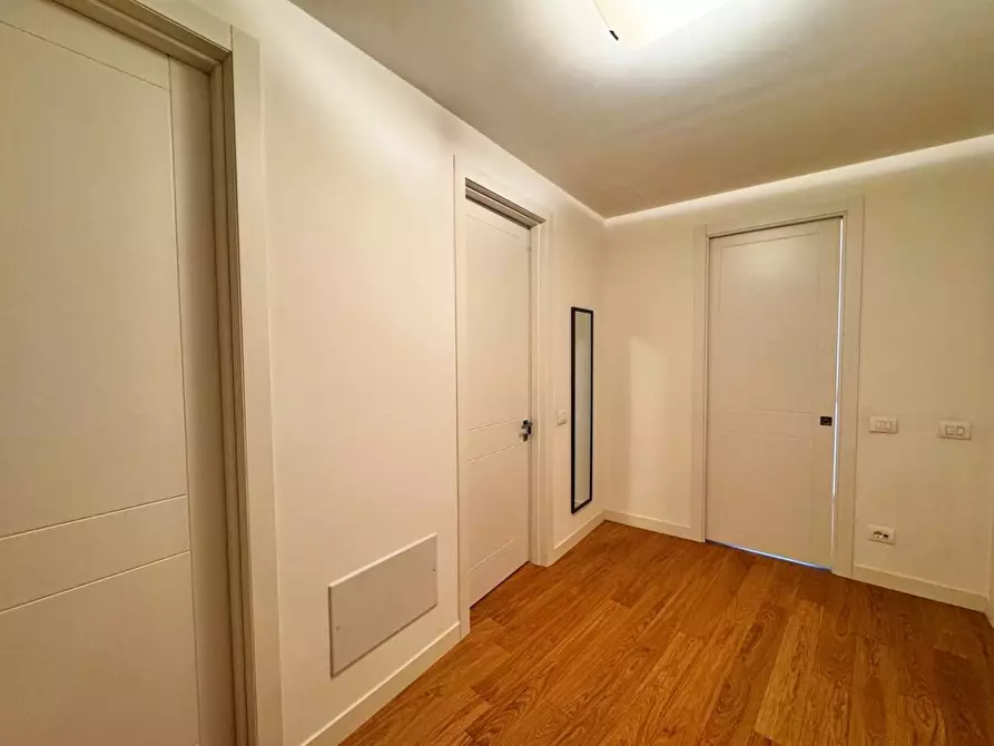 Immagine 37 di Appartamento in vendita  in Piazza Carlo Erba 6 a Milano