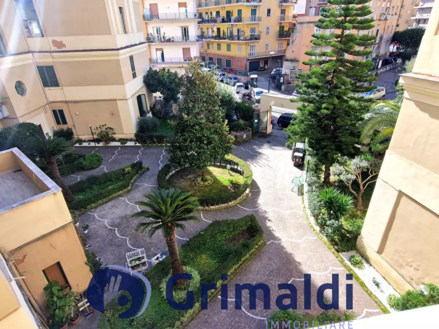 Immagine 11 di Trilocale in vendita  in Via Giacinto Gigante 10 a Napoli