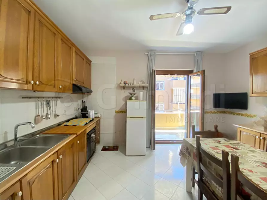 Immagine 4 di Trilocale in vendita  a Giugliano In Campania