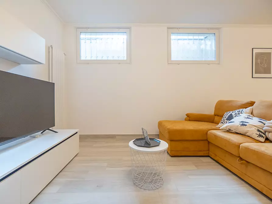 Immagine 31 di Villa in vendita  in Via Moricone a Albano Laziale