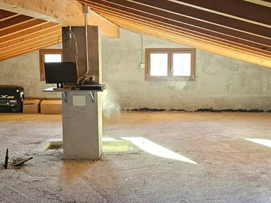 Immagine 13 di Villa in vendita  in Via San Rocco 42 a Cenate Sotto