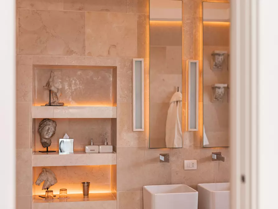 Immagine 82 di Casa indipendente in vendita  in Via Roberto Caracciolo 30 a Lecce