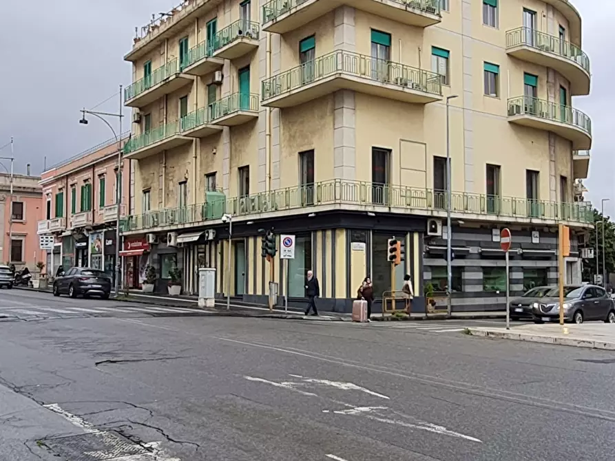 Immagine 6 di Locale commerciale in affitto  in Via Tommaso Cannizzaro 66 a Messina