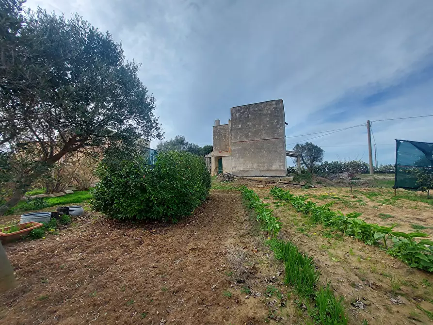 Immagine 21 di Rustico / casale in vendita  in Strada per Baccatani 26 a Brindisi