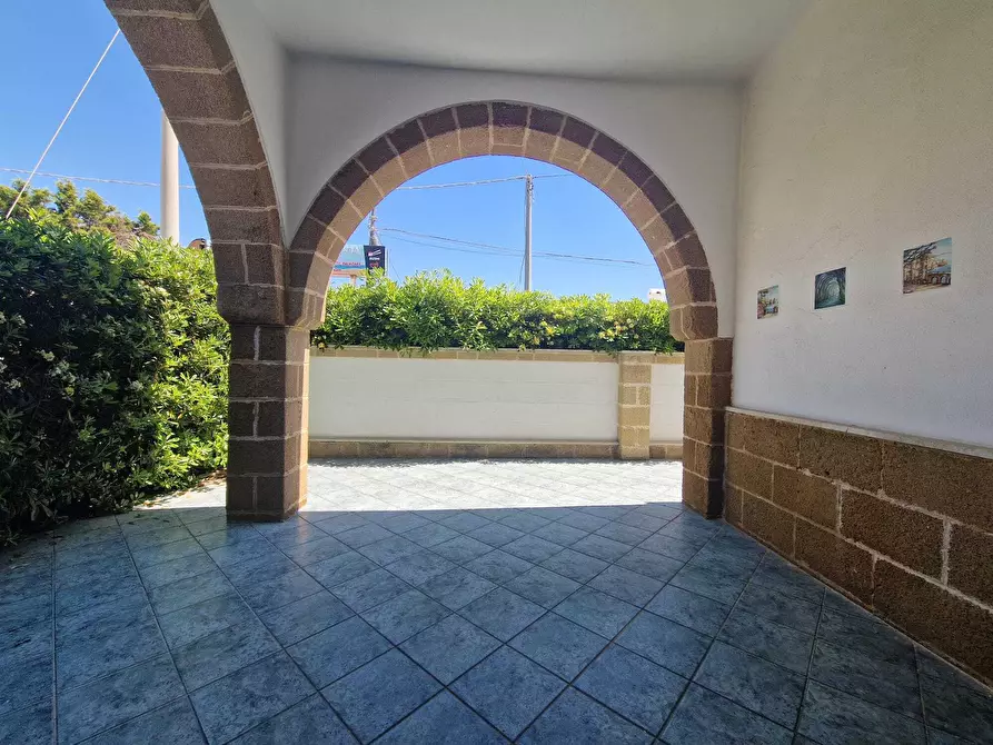 Immagine 6 di Casa indipendente in vendita  in Via Dante Alighieri 34 a Maruggio