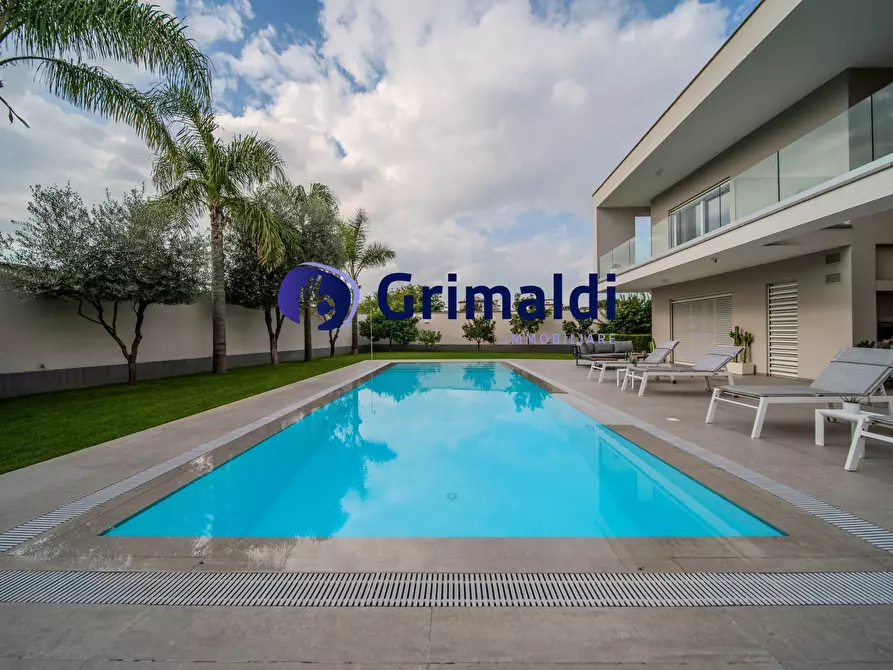 Immagine 4 di Villa in vendita  a Napoli