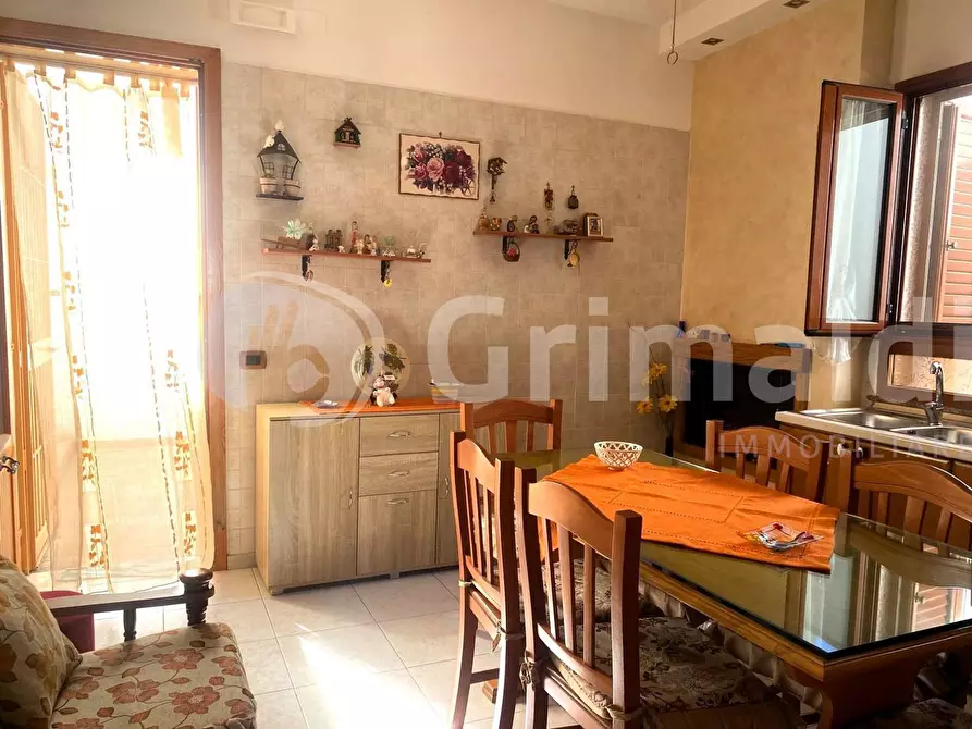 Immagine 3 di Casa indipendente in vendita  in via pellico a Sannicola
