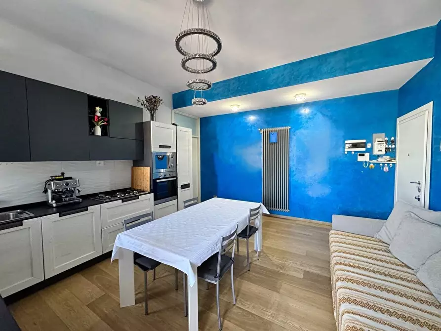Immagine 4 di Trilocale in vendita  in Via Alessandro Manzoni 3 a Pero