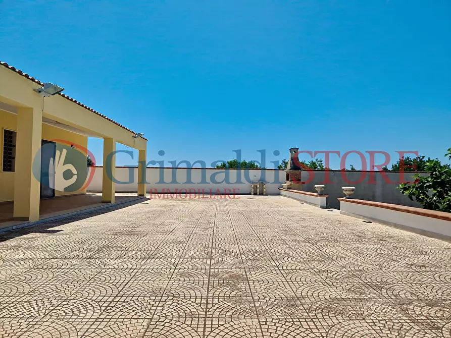 Immagine 13 di Villa in vendita  a Manduria