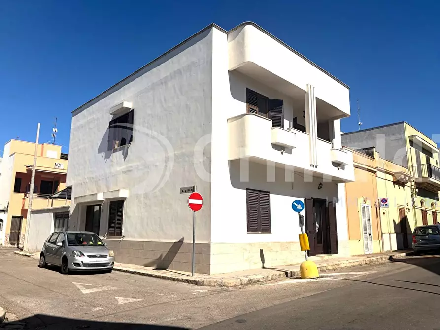 Immagine 2 di Casa indipendente in vendita  in Via Roma a Sannicola