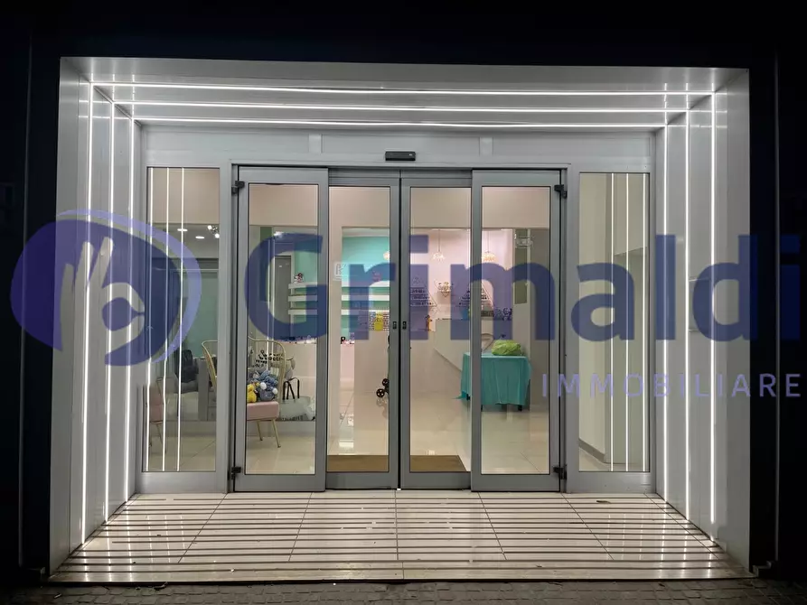 Immagine 3 di Locale commerciale in affitto  in Via Giuseppe Zanardelli 25 a Lecce