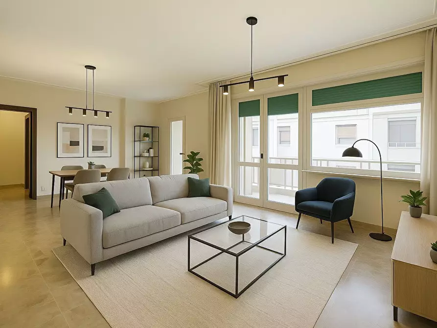 Immagine 29 di Pentalocale in vendita  in Via Salvatore Grande 12 a Lecce