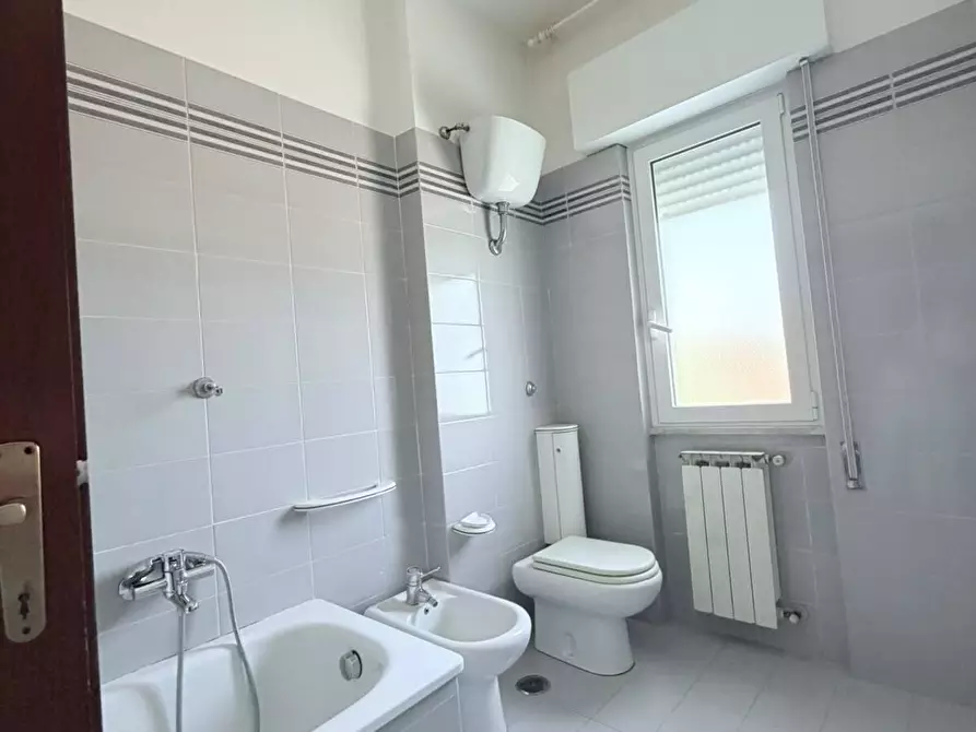 Immagine 28 di Appartamento in vendita  in LARICI 24 a Aprilia