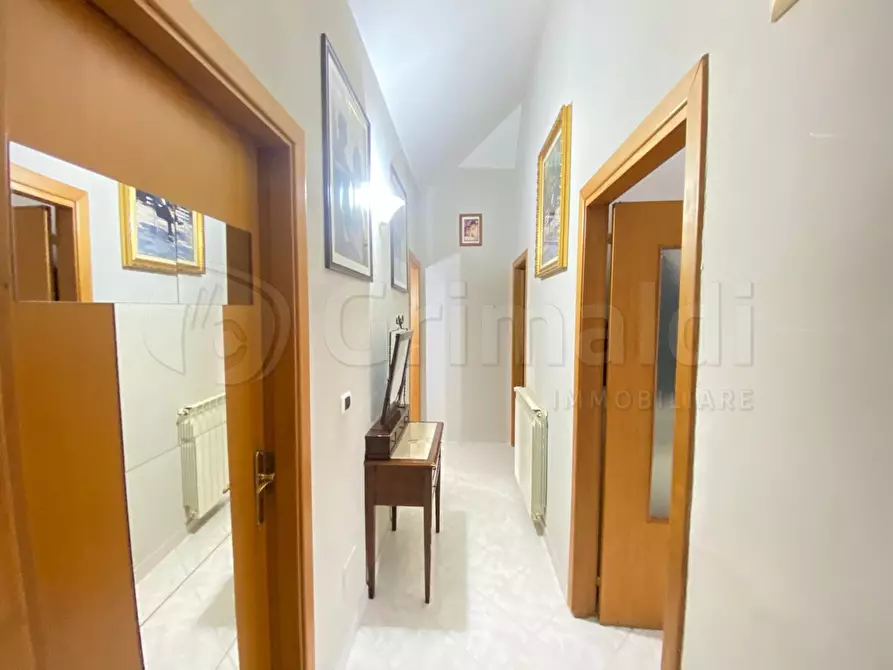 Immagine 5 di Mansarda in vendita  a Giugliano In Campania