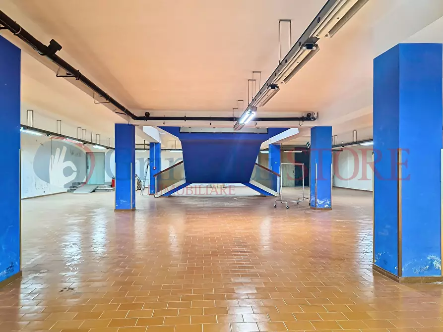 Immagine 28 di Attività commerciale in vendita  a Francavilla Fontana