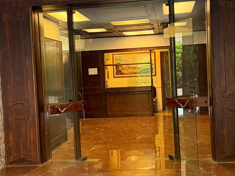 Immagine 21 di Attico in vendita  in Via dei Gandolfi a Roma