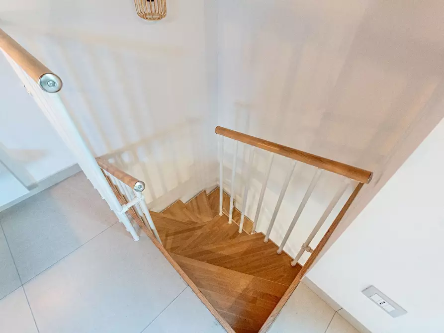Immagine 15 di Appartamento in affitto  in Via Re Martino 83 a Aci Castello