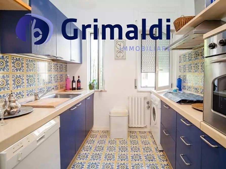 Immagine 15 di Appartamento in vendita  in Via Privata del Parco Comola Ricci a Napoli