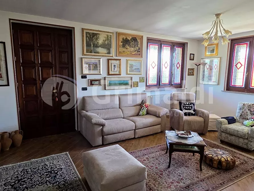 Immagine 26 di Villa in vendita  in Via Giovanni Antonio Comissetti 1 a Pezzana