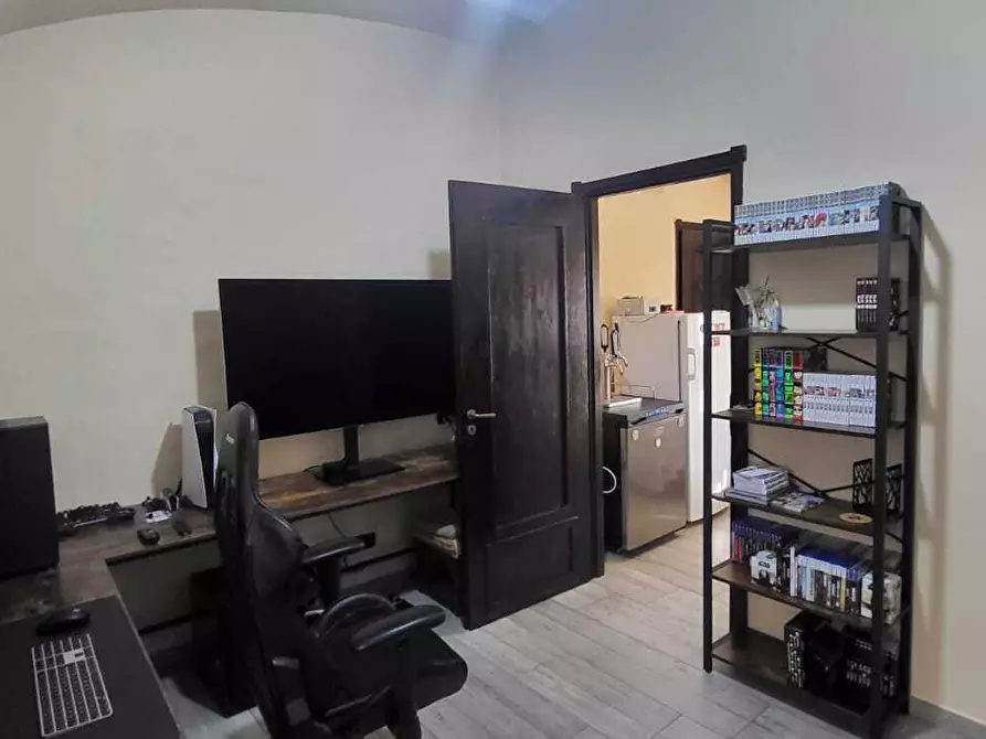 Immagine 26 di Quadrilocale in vendita  in Via Francesco Donato 7 a Vercelli